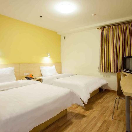 7Days Inn Dongguan Conference & Exhibition Center 客房 照片